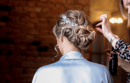 Les 10 accessoires indispensables pour une coiffure de mariage